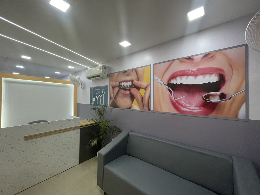 Minimalistic dental treatment room interior design