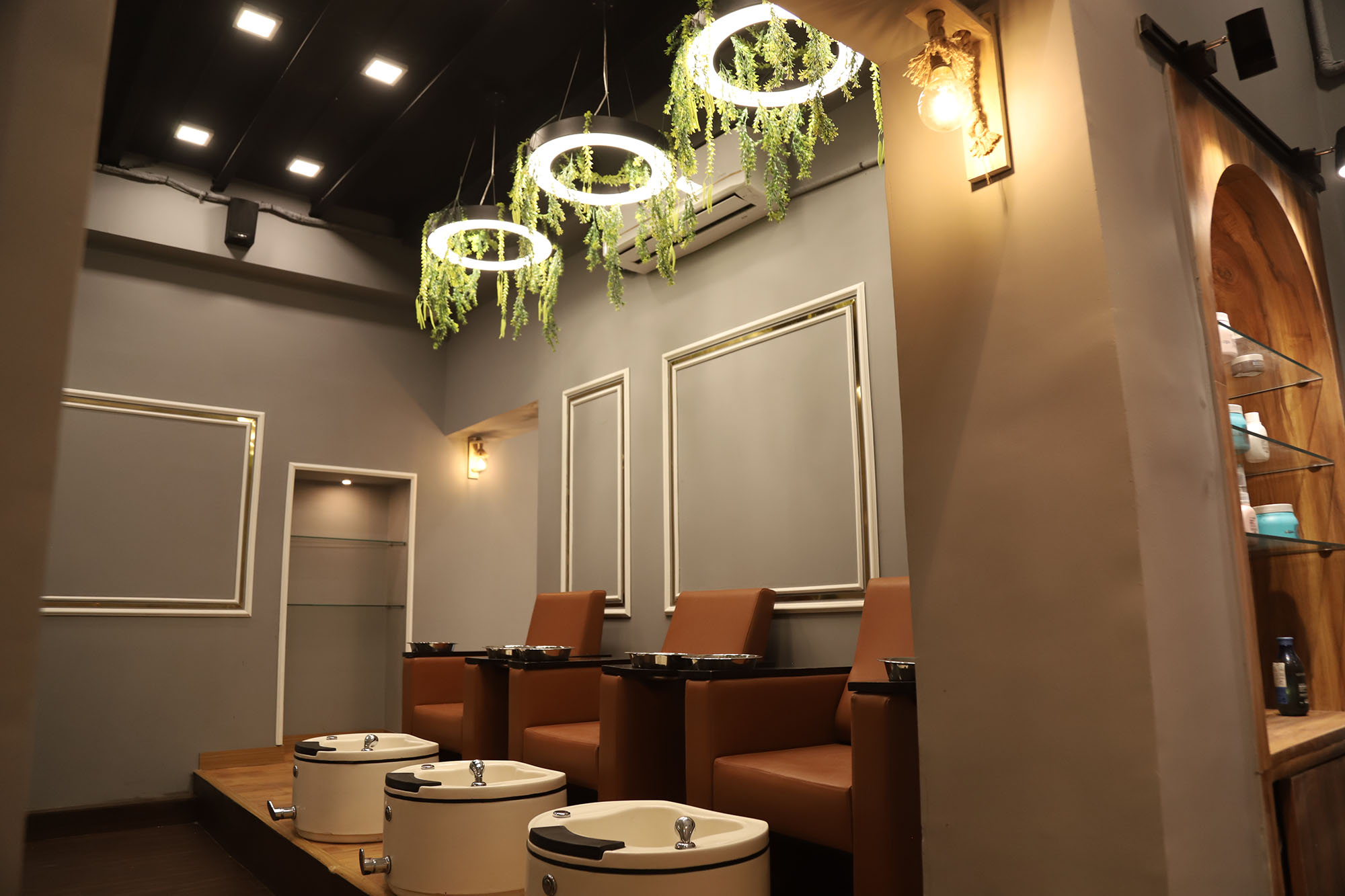 Luxury salon reception interior design
