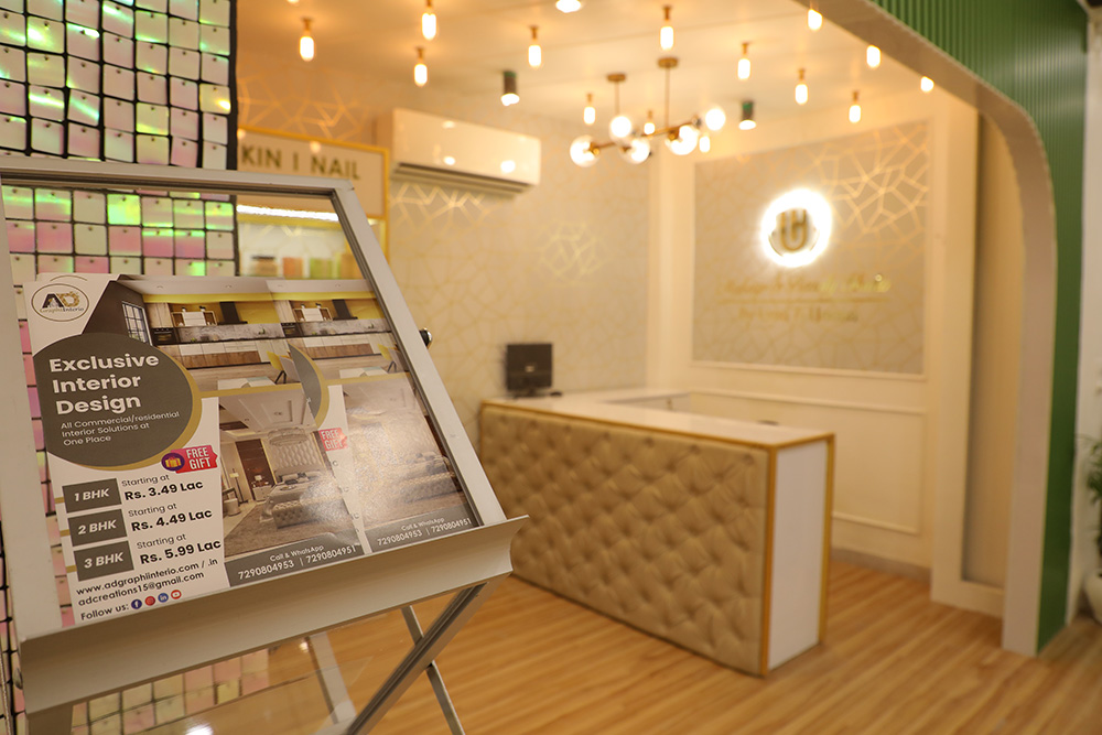 Luxury salon reception interior design - U&H Salon