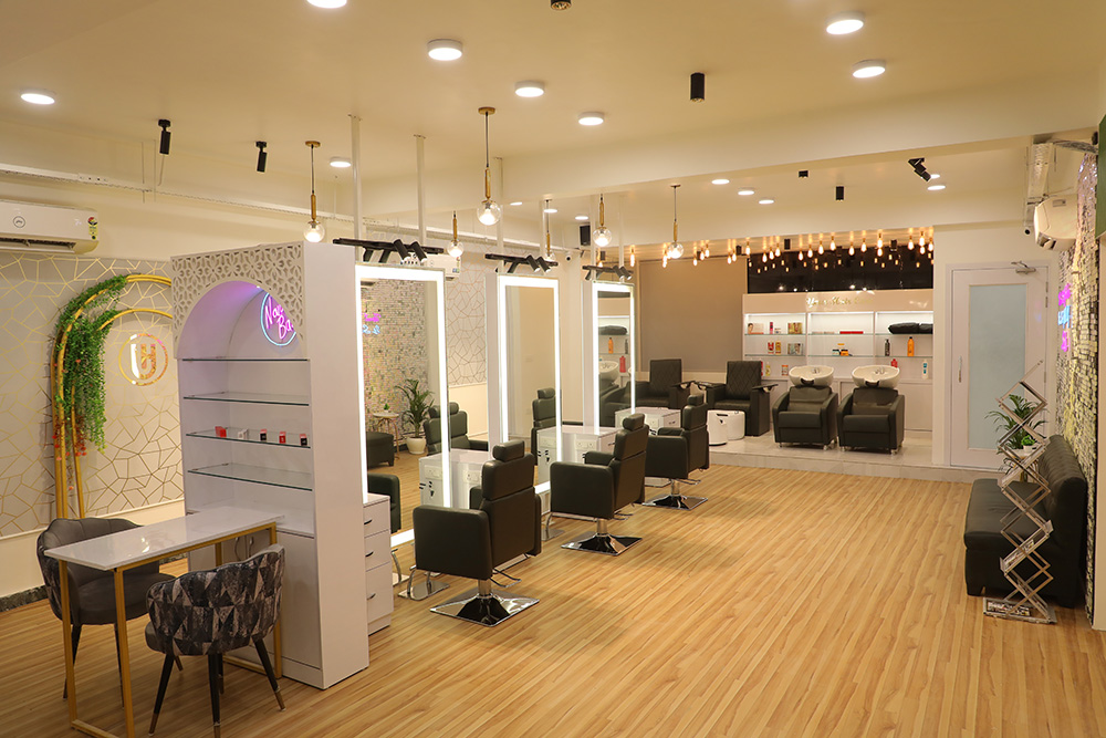 Minimalistic salon styling station design - U&H Salon