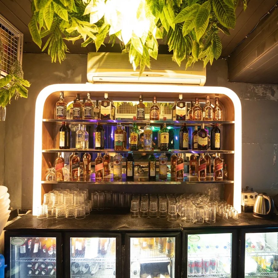 luxury cafe interior designing services in faridabad