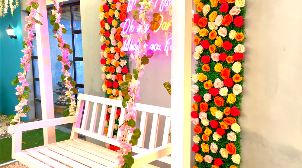 best cafe interior designer in faridabad